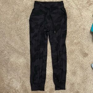 Lululemon lightweight sweatpants